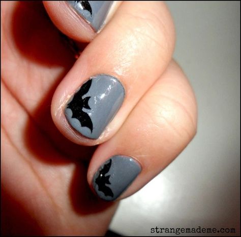 Bat Nails Square, Easy Bat Nails, Bat Nail Designs, Sept Nails, Bat Nail Art, Alt Nails, Halloween Bat Nails, Bat Nails Art, Batman Nails