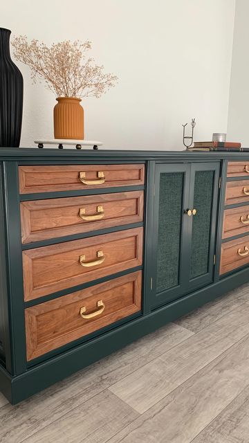 Remake Furniture, Mcm Dresser, Painted Dressers, Blue Bedroom Walls, Diy Furniture Flip, Furniture Remodeling, Thrift Flips, Refinishing Furniture Diy, Furniture Flipping