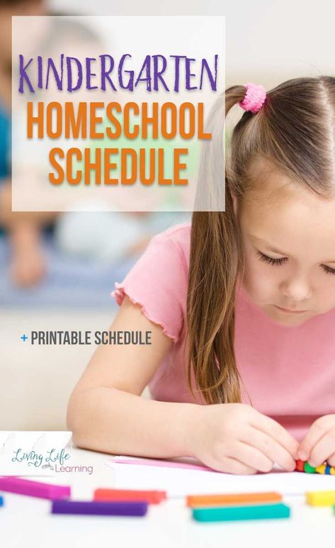 Do you have a Kindergarten Homeschool Schedule? Get into a great homeschool routine with your own kindergarten daily homeschool schedule. #homeschool #homeschoolplanning #LivingLifeandLearning Homeschool Schedule Printable, Kindergarten Homeschool Schedule, Homeschool Daily Schedule, Kindergarten Schedule, Homeschooling Kindergarten, Printable Schedule, Starting Kindergarten, Toddler Schedule, Homeschool Routine