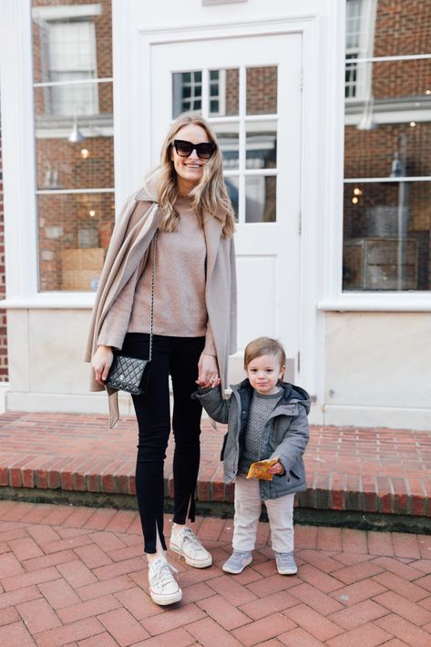 Stephanie Trotta, Postpartum Style, Postpartum Fashion, Post Partum Outfits, Statement Coat, Postpartum Body, People Shopping, Girl Guides, Love T Shirt