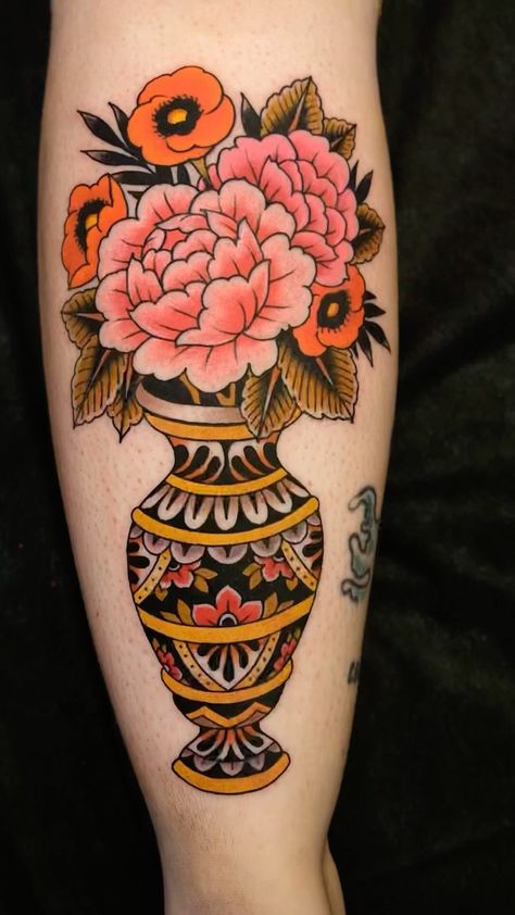 Traditional Vase Tattoos Color, Calf Tattoos For Women Traditional, American Traditional Vase With Flowers Tattoo, American Traditional Bouquet Tattoo, American Traditional Leg Sleeve Woman, Traditional Vase With Flowers Tattoo, American Traditional Flower Vase Tattoo, Hand Holding Fan Tattoo, Traditional Vase Tattoo Design