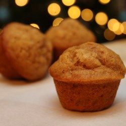 Delicious Sweet Potato Muffins Sweet Potato Dessert Recipes, Sweet Potato Muffin Recipe, Potato Ideas, Pecan Pie Muffins, Sweet Potato Dessert, Baked Sweets, Potato Muffins, Sweet Potato Muffins, Pumpkin Muffin Recipes