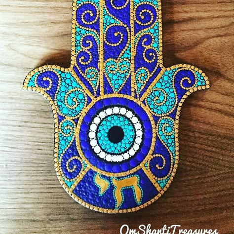 Evil Eye Painted Rocks, Hamsa Drawing, Hamsa Painting, Hamsa Hand Art, Hand Outline, Hamsa Art, Hamsa Design, Evil Eye Art, Mandala Art Therapy