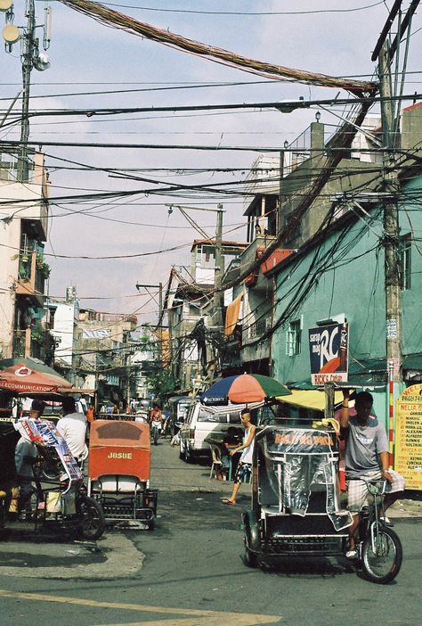 Tondo Manila Streets, Manila Slums, Philippines Aesthetic Vintage, Manila Street Photography, Manila Aesthetic Photography, Manila Philippines Aesthetic, Phillipines Aesthetic, Manila Aesthetic, Philippines Street