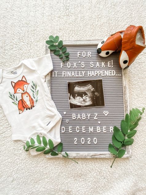 Baby Boy Shower Fox, Nursery Ideas Fox Theme, Fox Themed Baby Shower Ideas, Fox Gender Reveal Party, Woodland Baby Announcement, Fox Theme Baby Shower Ideas, Nature Baby Announcement, Nursery Fox Theme, Fox Baby Shower Ideas