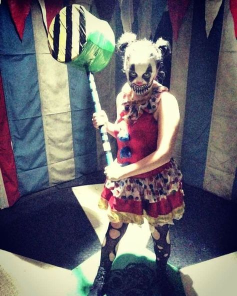 Mallet. Girl Clown. Evil Clown. Makeup. Costume. Spinning Floor. Clown Room. Haunted House. Haunted House Clown Costume, Haunted House Clown, Clown Diy, Clown Room, Evil Clown Makeup, Haunted Hallway, Clown Halloween Costume, Girl Clown, Clown Halloween Costumes