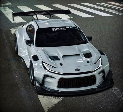 Corolla Toyota, Toyota Gr86, Wallpaper Luxury, New Luxury Cars, Mobil Drift, Toyota Gt86, Best Jdm Cars, Dream Cars Jeep, Street Racing Cars