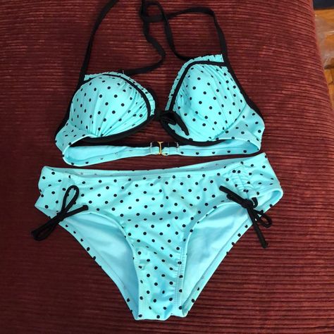 Washed But Never Worn. Turquoise With Black Polka Dots. Top Has Push Up Padding Weird Bathing Suits, 2000s Bathing Suits, Wattpad Outfits, Thrift Ideas, Pretty Swimsuits, 2023 Wishlist, Swimming Bathing Suits, Kawaii Accessories, Cute Bathing Suits