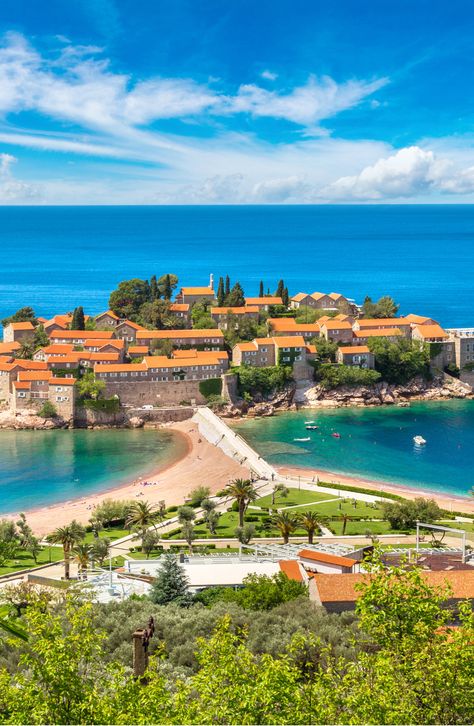 Sveti Stefan, Napoli Italy, Beautiful Cities, Places In Europe, Dream Destinations, Beautiful Summer, Summer Day, Most Beautiful Places, Girls Trip