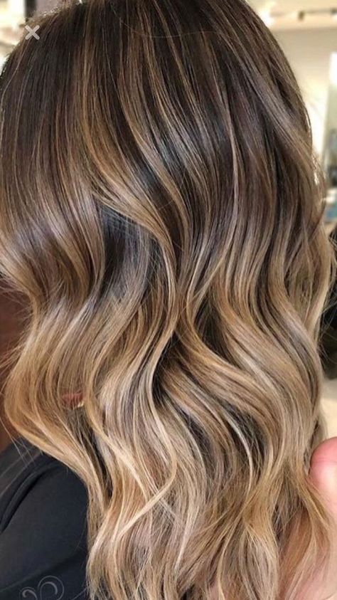 Dyed Hair For Brunettes Highlights, Highlights Dyed Hair, Dyed Hair For Brunettes, For Brunettes Balayage, Dyed Hair Ideas, Hair For Brunettes, Brunettes Balayage, Cabelo Ombre Hair, Half Dyed Hair