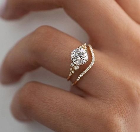 Snowdrift Ring, Pretty Engagement Rings, Dream Wedding Ring, Handcrafted Engagement Ring, Cute Engagement Rings, Future Engagement Rings, Round Engagement Rings, Wedding Rings Solitaire, Dream Engagement