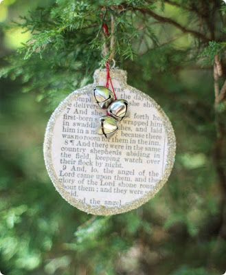 A collection of 31 Handmade Christmas Tree Ornament Ideas that you can make yourself. Christian Christmas Crafts, Christ Christmas, Birth Of Christ, Farmhouse Christmas Ornaments, Farmhouse Ornaments, Diy Christmas Ornament, Diy Christmas Tree Ornaments, Meaning Of Christmas, True Meaning Of Christmas