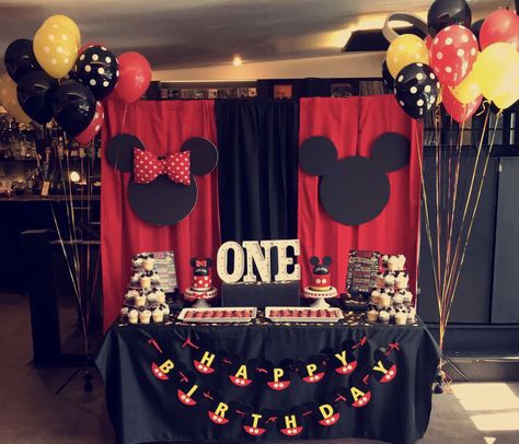 Mickey Minnie Party Decoration, Mickey And Minnie Mouse Birthday Party, Mickey And Minnie Twin First Birthday Party, Mickey Minnie Twin Birthday Party, Mickey Minnie Birthday Party Twins, Minnie And Mickey Mouse Birthday Party Ideas, Mickey And Minnie Mouse Themed Birthday Party, Twins Mickey And Minnie 1st Birthday, Mickey And Minnie 1st Birthday Party