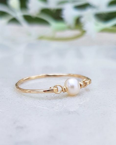 Pearl Ring Gold, Yellow Gold Solitaire Ring, Rings Style, June Birthstone Ring, Gold Pearl Ring, Unique Women, Freshwater Pearl Ring, Gold Solitaire Ring, Ring Ideas