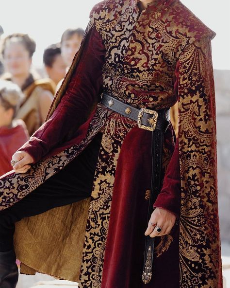 Medieval Clothing Male Prince, Fantasy Prince Outfit, Medieval Male Clothing, Medieval Prince, Joffrey Baratheon, Game Of Thrones Costumes, Prince Clothes, Fashion D, Concept Clothing