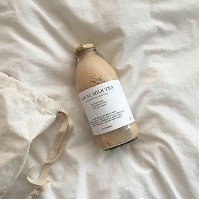 Korean Wallpaper, Royal Milk Tea, Cream Aesthetic, Korean Aesthetic, Beige Aesthetic, Brown Aesthetic, Cafe Food, White Aesthetic, Macallan Whiskey Bottle