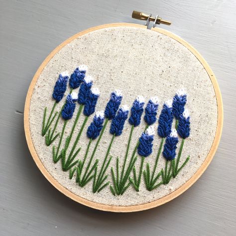 Embroidery Pattner Diy Hand Embroidery, Hand Embroidery Patterns Free, Texas Bluebonnets, Crewel Embroidery Kits, State Of Texas, Embroidery Transfers, Embroidery Patterns Vintage, Paper Embroidery, Learn Embroidery