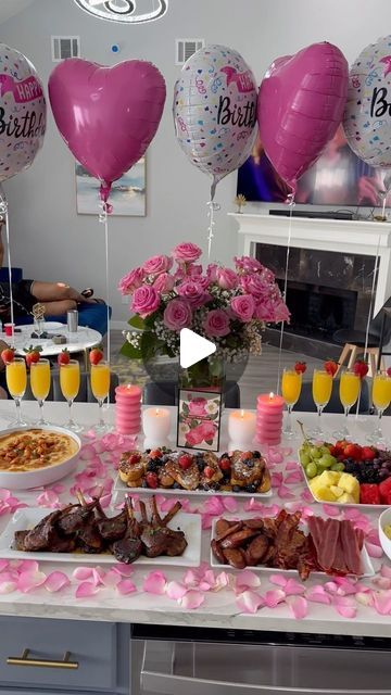 Birthday Breakfast Set Up Ideas, Brunch For Birthday Party, Midnight Brunch Party Ideas, Birthday Food Set Up Ideas, 40th Brunch Birthday Ideas, Small Brunch Set Up, Brunch Ideas For Birthday Party, Diy Birthday Brunch Ideas, Teen Brunch Birthday Party