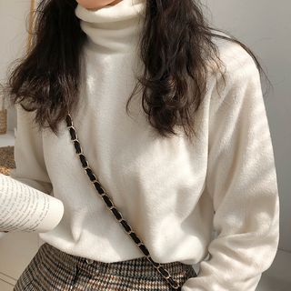 Buy Princessy Long-Sleeve Mock Neck Top / Turtleneck Top at YesStyle.com! Quality products at remarkable prices. FREE Worldwide Shipping available! Retro Summer Outfits, Korean Sweater, Academia Outfits, White Turtleneck, Roll Neck Sweater, Women Sweaters, Retro Summer, Mock Neck Top, Solid Color Shirt