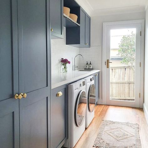 We are loving this navy blue laundry in @sharonmisko's home! Do you prefer a bold colour palette or a neutral one? Tell us in the comment… Navy Cabinets, Utility Room Designs, Laundry Design, Laundry Room Remodel, Laundry Room Inspiration, Laundry Sink, Blue Space, Room Renovation, Laundry Mud Room