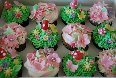 Fairy Cupcakes Enchanted, Fairy Core Cupcakes, Pink Mushroom Cupcakes, Woodland Fairy Cupcakes, Enchanted Garden Cupcakes, Fairy Garden Cupcake Ideas, Fairy First Cupcakes, Fairy Theme Cupcakes, Fairy Cupcakes For Girls Birthday