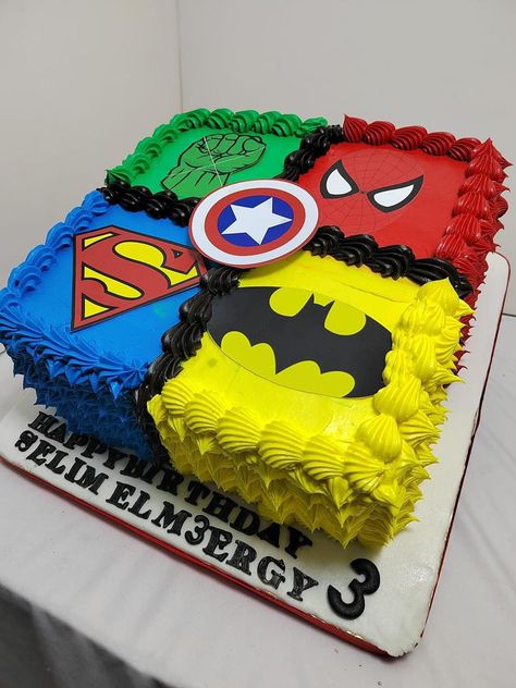 Superheroes Birthday Cake, Super Hero Birthday Cake For Boys, Super Hero Cakes For Boys, Marvel Cakes For Boys, Superhero Cake For Boys, Avenger Birthday Cake, Avengers Themed Cakes, Spiderman Torte, Super Heroes Cake