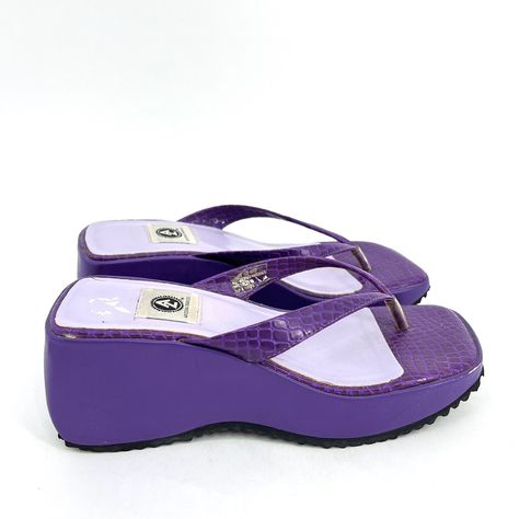 vintage Y2K chunky platform sandals Arizona Jean Co purple shoes #etsy #platformshoes #vintage90sshoes #vintagey2kshoes #chunky #90sshoes #90ssandals #y2kshoes #y2ksandals Purple Platform Sandals For The Beach, Purple Platform Sandals With Ankle Strap, Purple Platform Sandals, Purple Chunky Platform Heels, 90s Swear Platform Sandals, 90s Sandals, 90s Shoes, Purple Sandals, Y2k Shoes