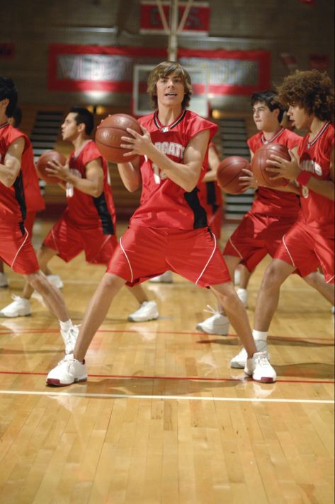 Troy High School Musical, Zac Efron High School, High School Musical Costumes, Corbin Bleu, Wildcats High School Musical, High School Musical 2, High School Musical 3, Troy Bolton, Disney Musical