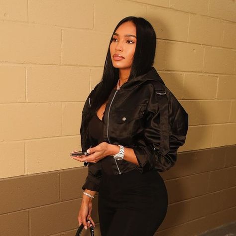 Cuban on Instagram: ".. swipe to see the Winnerrrrr 🥰lol" Jamira Haines Cuban Link, Cuban Link Instagram, Jamira Haines, Instagram Baddie Outfit, Scorpio Szn, Winter Baddie, Cuban Women, Instagram Baddie, Insta Models