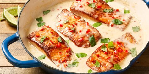 Best Creamy Coconut Lime Salmon Recipe - How To Make Creamy Coconut Lime Salmon Lime Salmon Recipes, Lime Salmon, Pot Pies, Coconut Lime, Fish Dishes, Seafood Dishes, Favorite Pins, Salmon Recipes, Fish And Seafood