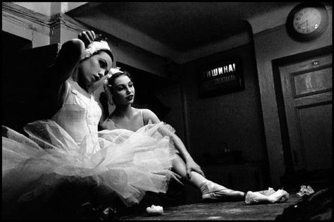 Backstage The Mirror, A Woman, Ballet, Mirror, Black And White, White, Black