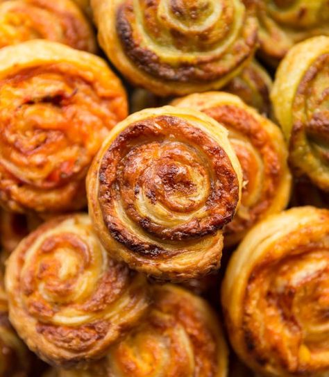 Puff Pastry Pinwheels couldn't be easier to make! Here I'll show you 4 delicious flavours: Pesto, Pizza, Marmite and Prosciutto. #pinwheels #puffpastry #puffpastrypinwheels #pastry | www.dontgobaconmyheart.co.uk Prosciutto Pinwheels, Marmite Recipes, Pastry Pinwheels, Easy Puff Pastry Recipe, Puff Pastry Pinwheels, Pizza Pinwheels, Cashew Recipes, Cheese Pinwheels, Cheese Puff Pastry