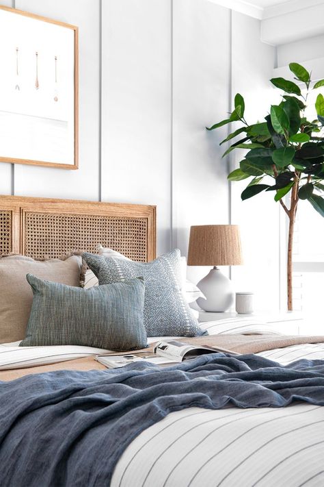 A light, summery renovation for Gold Coast apartment | Home Beautiful Magazine Australia Bright Coastal Bedroom, Modern Rattan Bedroom, Masculine Beach Bedroom, Classic Coastal Bedroom, Minimalist Coastal Bedroom, Coastal Bedrooms Decorating, Bedroom Set Ideas, California Coastal Bedroom, Gold Coast Apartment