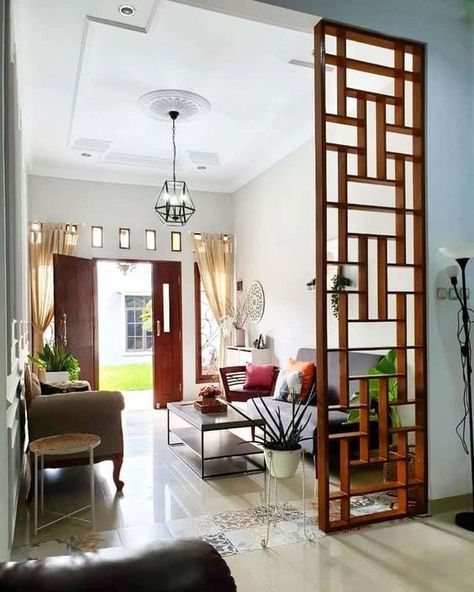 Living Room Divider Ideas, Room Partition Wall, درج السلم, Room Divider Ideas, Wall Partition Design, Divider Ideas, Modern Room Divider, Living Room Divider, Wooden Room Dividers