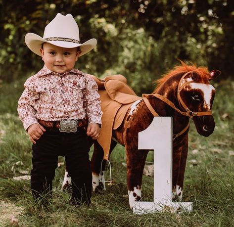 My 1st Rodeo Photoshoot, First Birthday Western Theme Cake Smash, Ranchero First Birthday, One Year Western Pictures, 1st Rodeo Pictures, Cowboy Photoshoot Baby Boy, Mexican Themed Photoshoot, How The West Was One Photoshoot, Baby Boy Cowboy Photoshoot