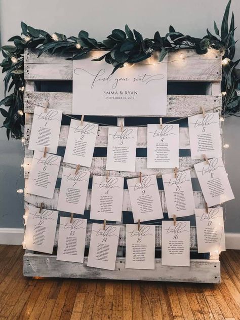 Wedding Reception Table Seating Chart, Guest List Display Wedding Seating, Rustic Table Assignments Wedding, Rustic Seating Chart Ideas, Rustic Find Your Seat Ideas, Find Your Seat Ideas Wedding, Rustic Table Chart Wedding, Rustic Wedding Table Numbers Seating Charts, Rustic Table Seating Chart Wedding