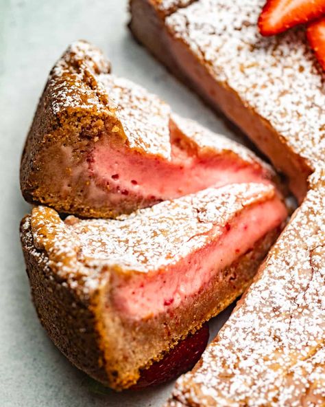 Strawberry Butter Cake - Britney Breaks Bread Strawberry Carrot Cake, Strawberry Gooey Butter Cake, Strawberry Butter Cake, Best Strawberry Recipes, Strawberry Baking, Strawberry Butter, Strawberry Bread, Summer Baking, Flavored Butter