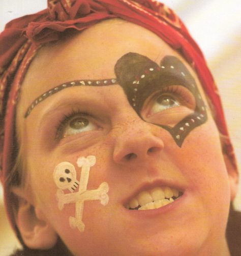 pirate face paint Pirate Face Paint Ideas For Kids, Face Painting Pirate, Pirate Face Paint, Pirate Makeup, Pirate Face, Pirates Party, Girl Face Painting, Girl Pirates, Pirate Halloween