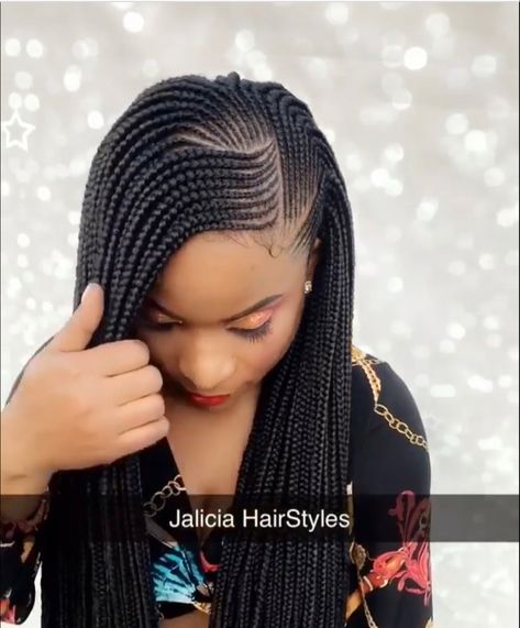 Fulani tribal braids Jalicia Hairstyles, Latest Hair Braids, Bob Braids Hairstyles, Styling Wand, Bob Braids, Single Braids, Dope Hairstyles, Headband Styles, African Hairstyles