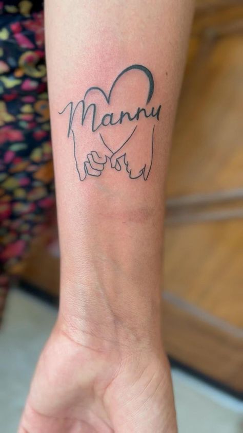 Tattoos For Husband Name, Husband Name Tattoos, Name Tattoos For Girls, Couple Name Tattoos, Fingerprint Tattoos, Husband Tattoo, Name Tattoos For Moms, Name Tattoos On Wrist, Wife Tattoo