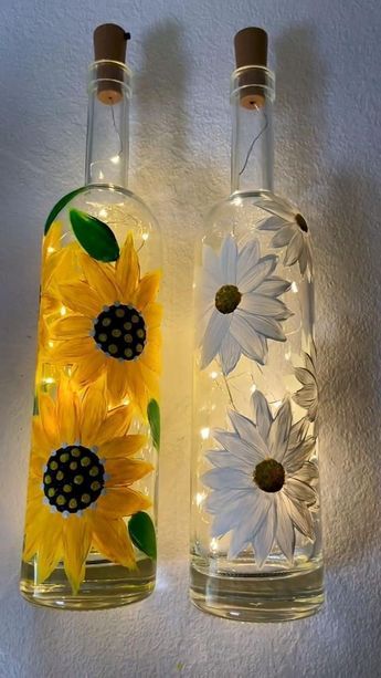 Easy Diy Room Decor, Glass Bottle Diy, Diy Glass Bottle Crafts, Glass Bottles Art, Diy Jar Crafts, Wine Bottle Diy Crafts, Diy Bottle Crafts, Wine Bottle Diy, Creation Deco