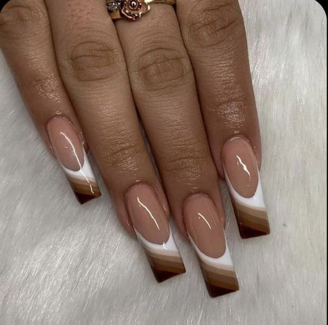 Fly Nails, Nail Pics, Brown Acrylic Nails, Nail Collection, Acrylic Toe Nails, Simple Gel Nails, Colored Acrylic Nails, Girly Acrylic Nails, Fashion Queen