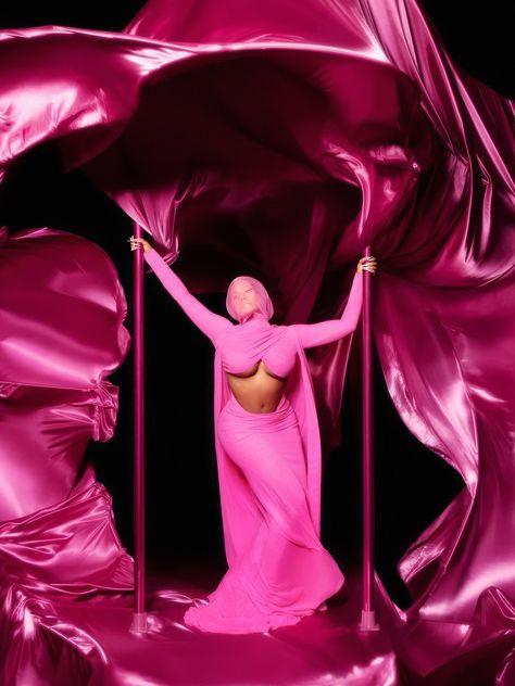 Nicki Minaj Aesthetic Wallpaper, Nicki Minaj Aesthetic, Nicki Minaj Wallpaper, Nicki Minaj Pink Friday, Nicki Minaj Photos, Nicki Minaj Pictures, Pink Friday, Tv Couples, Movie Couples