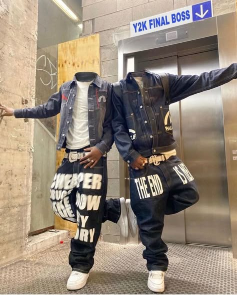 Guys Streetwear Outfits, Black Urban Fashion, Hard Fits, Streetwear Photoshoot, Street Shoot, Black Men Fashion Urban, Creative Photoshoot Ideas, Street Fashion Men Streetwear, Photo Pose Style