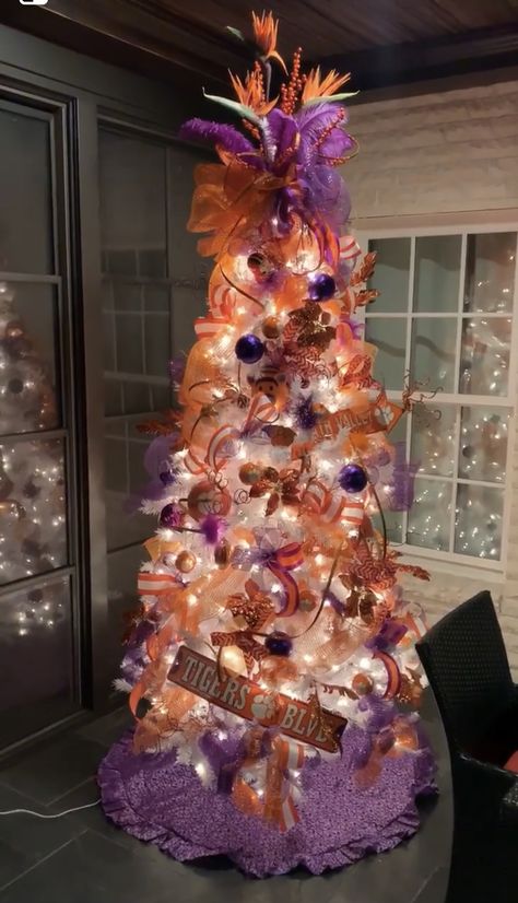 Clemson Tiger Christmas Tree Clemson Christmas Ornaments, Tiger Christmas Tree, Clemson Christmas Tree, Clemson Crafts, Clemson Baseball, Clemson Tigers Football, Clemson Fans, Southern Christmas, Clemson Football