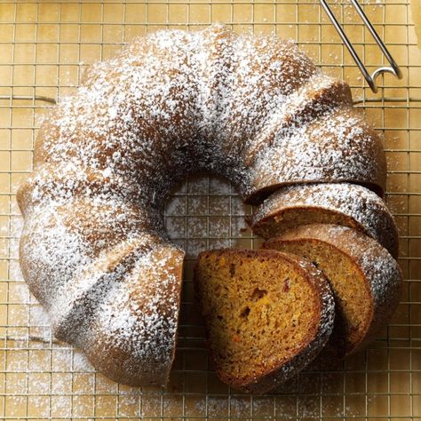 Carrot-Cranberry Spice Cake Cranberry Spice Cake, Pumpkin Bundt Cake Recipes, Elizabeth King, Pumpkin Bundt, Carrot Cakes, Leftover Cranberry Sauce, Pumpkin Bundt Cake, Pumpkin Cake Recipes, Cake Mug