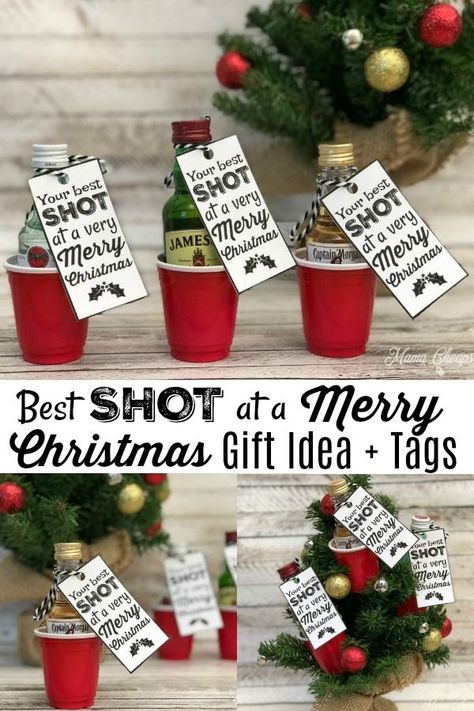 Just because you want to give a small gift to friends or co-workers doesn't mean it can't be creative and fun looking! Use our printables to created these! Alcohol Gifts, Merry Christmas Gifts, God Jul, Christmas Gift Baskets, Co Workers, Homemade Christmas Gifts, Christmas Gift Idea, Very Merry Christmas, Printable Christmas