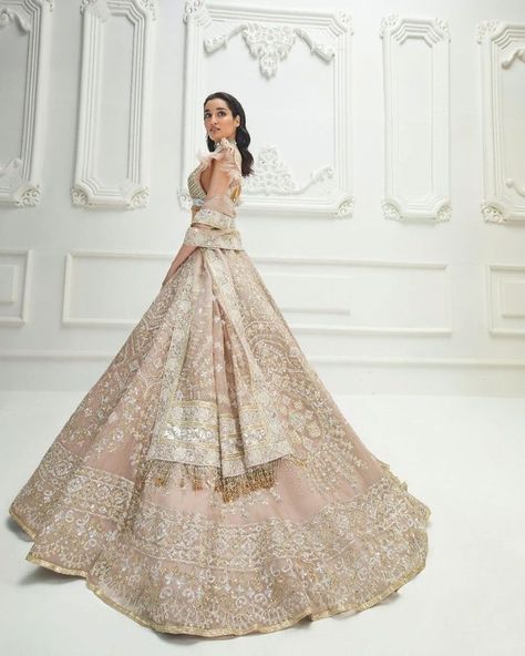 The Best Couture Lehengas We Spotted In 2020: WMG Roundup! | WedMeGood Trail Lehenga, Gowns Dresses Indian Receptions, Manish Malhotra Bridal, Lehenga Inspiration, Pakistani Traditional, Lehenga Design, Organza Lehenga, Indian Outfits Lehenga, Long Trail