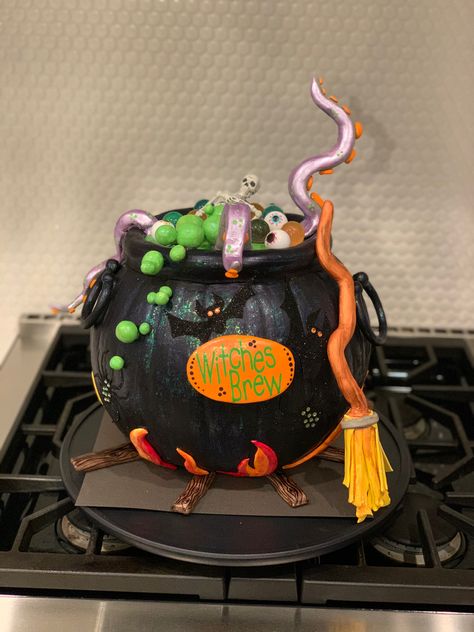 Halloween Pumpkin Decorating Painted Cauldron Pumpkin, Pumpkin Decorating Competition Ideas, Cauldron Pumpkin Painting, Disguise The Pumpkin, Dermatology Pumpkin Decorating, Pumpkin Decorating Contest Scary, Pumpkin Contest No Carve, Best Pumpkin Contest Ideas, Pumpkin Painting Ideas Competition