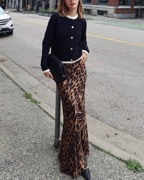 Leopard print is here to stay 👏🏻🐆 . Cardigan & skirt @commense.official code mel_12 Cheetah Print Maxi Skirt Outfit, Leopard Print Skirt Outfits, Leopard Silk Skirt Outfit, Leopard Satin Skirt Outfit, Cheetah Skirt Outfit, Leopard Satin Skirt, Printed Maxi Skirt Outfit, Mesh Skirt Outfit, Leopard Print Skirt Outfit